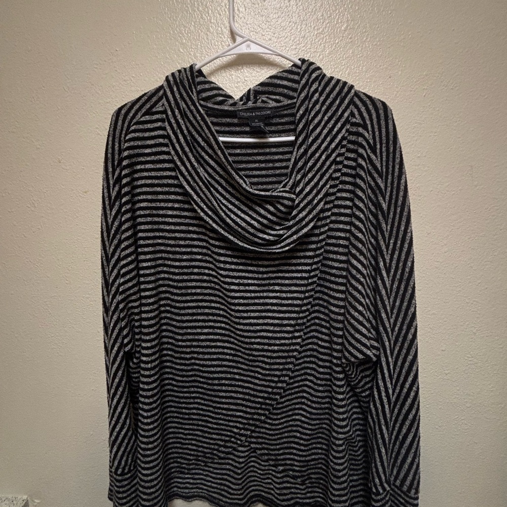 Chelsea & Theodore Black and Gray Striped Cowl Neck Sweater